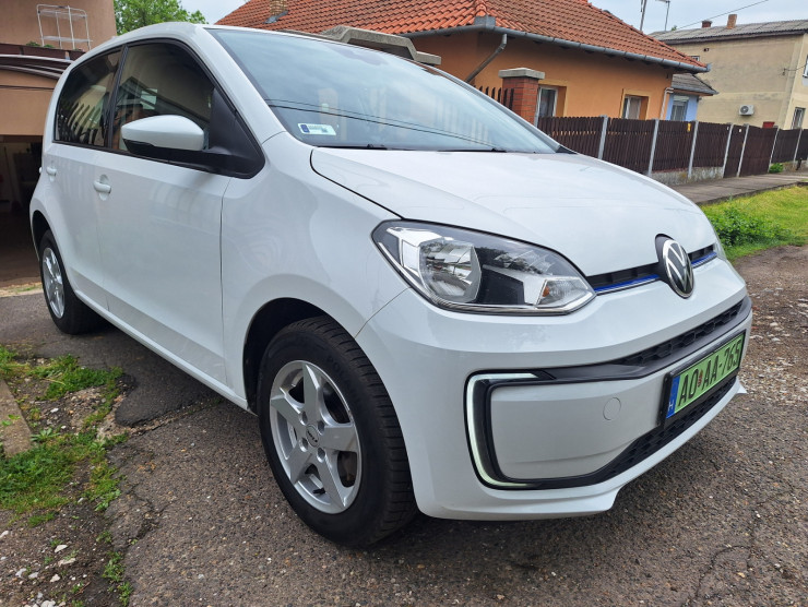 VOLKSWAGEN UP! 36,8 KWH - télicsomagos, 1 év garanciával, akár 340 km hatótávval